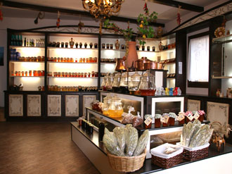 Εργαστήριο Παραδοσιακών Προϊόντων - Παραδοσιακό Καφενείο "ΜΗΛΙΟΣ"