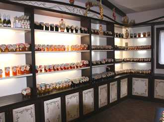 Εργαστήριο Παραδοσιακών Προϊόντων - Παραδοσιακό Καφενείο "ΜΗΛΙΟΣ"