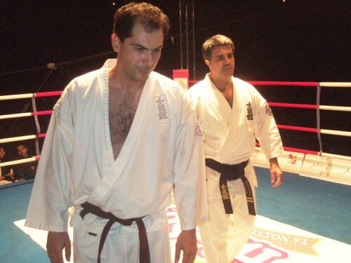 Συμμετοχή του Shidokan Καλαμπάκας στους επαγγελματικούς αγώνες  «NO LIMIT»
