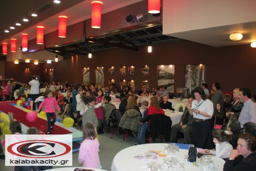 Επίδειξη παιδικής μόδας από το ΣΕΟ Καλαμπάκας