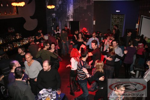 Σε ρυθμούς Latin χόρεψε η σχολή χορού let’s dance