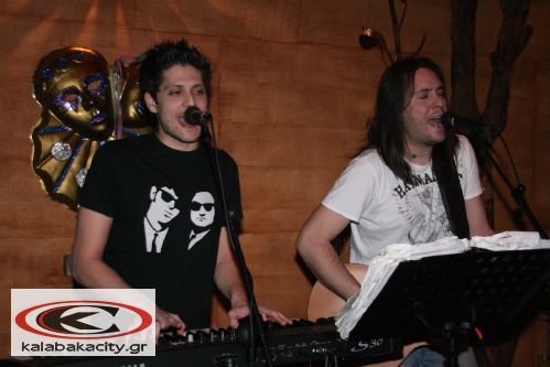 Μουσική σκηνή ΑΕΡΙΝΟ - Εμφανίστηκαν οι 3 on the road