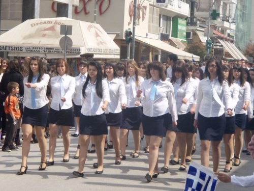 Ολοκληρώθηκαν οι εκδηλώσεις για την εθνική μας επέτειο στα Τρίκαλα