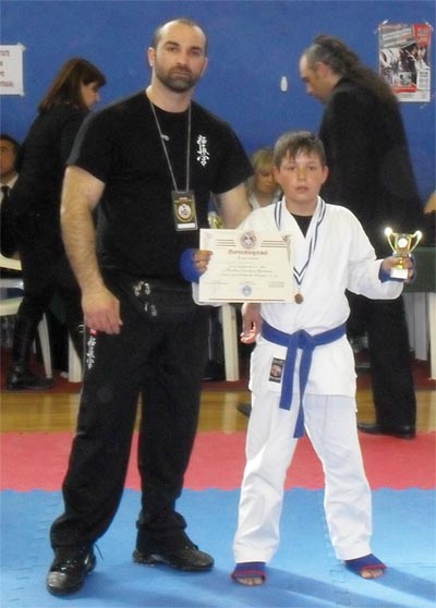 Αθλητικός Σύλλογος KARATE Μετέωρα - KYOKUSHINKAI ΚΑΡΑΤΕ