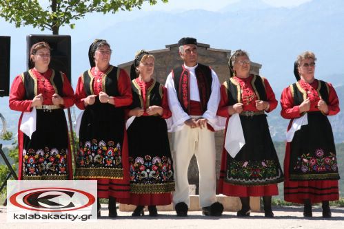 Βλαχάβεια 2010 - Τίμησαν τον Παπα-θύμιο Βλαχάβα