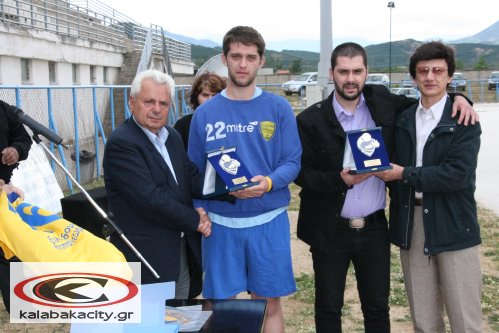 Παλαίμαχοι ΑΣ Μετέωρα - ΑΟ Τρίκαλα - Αγώνας στην μνήμη του Χρήστου Μανώλη