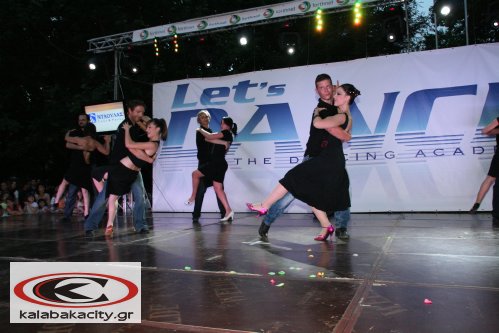 Ρυθμός και θέαμα από τη σχολή χορού Let's Dance