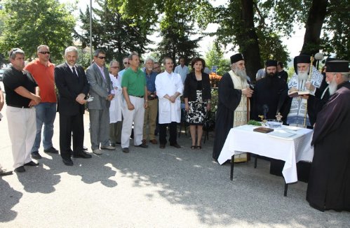 Εγκαίνια για το νεό ασθενοφόρο του Κ.Υ. Καλαμπάκας