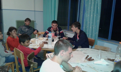 image-09fd8b0f2fb0ceec899a3cb17ae4b4954f3e8e250343d15f09f32bcac44a4992-V