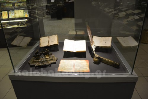 mouseioellinikispaidiakalampakasDSC 046