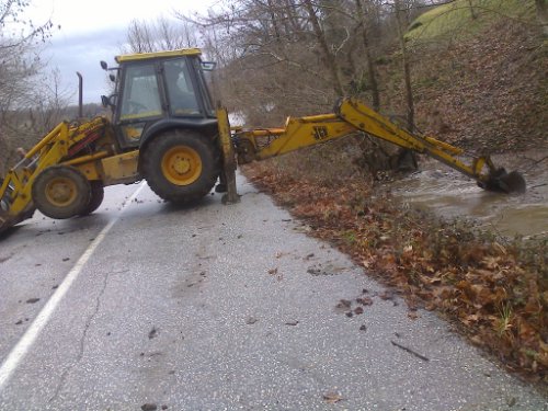 dimos erga ap 16PHOTO 3