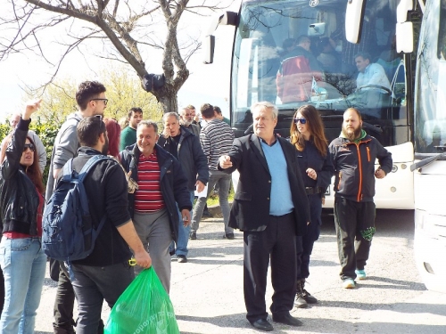 prosfiges apoxorisi5