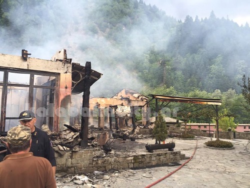 pyrgos mantania 13401165 10206881151848287 1352624111 n