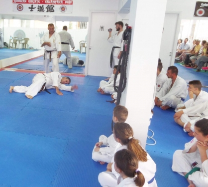 received 286046578410462