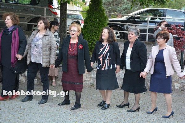 diava tragoudiapasxa 015