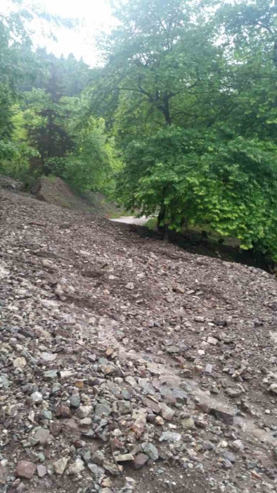 2745e224d9ff9f0d6865d31f303720f512687783b04f7cad7a9016144-V