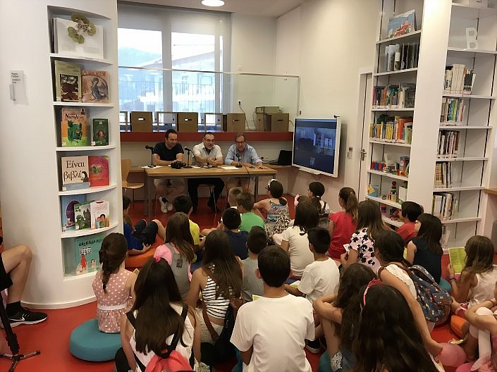 bibliothiki radio stagon 10