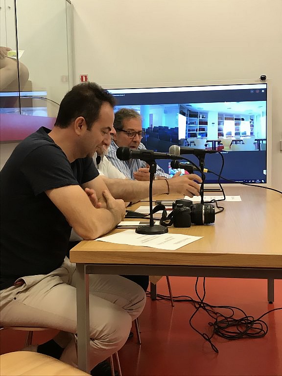 bibliothiki radio stagon 14