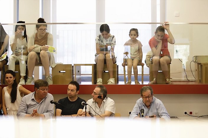 bibliothiki radio stagon 6