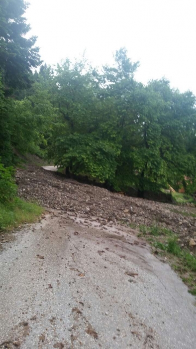 c28b6264ddbfd437f83abc2de58e55abaf44c19537ea9d492cdf62a-V