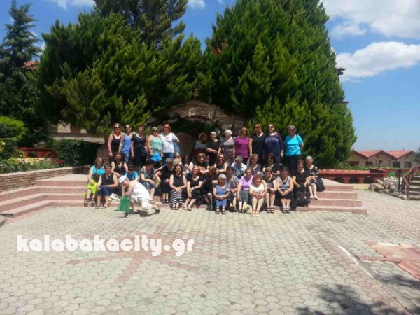 emov image-0-02-05-325d8dd643bfe47e01cb33e6eb33dff8ff32e81d5a5d81b85b00d0927d9ced0a-V