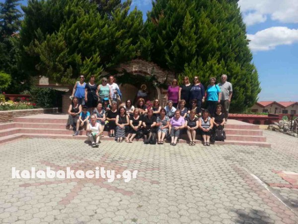 emov image-0-02-05-f062f080267acc445ef572bd6a878657125cfd866f3ed297ea1ce6f3e5e2129b-V