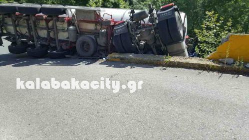 track imaa484c0dfec354154ff24f523adc90371775c4418c31cb837000bbe26-V