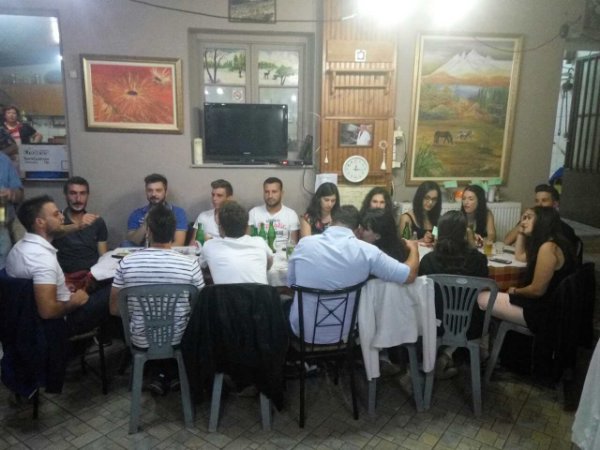 5 f image-0-02-05-adb84e5bf10742ad192ea37722fa83daac9a4c7d28478b33872f1759051cff74-V