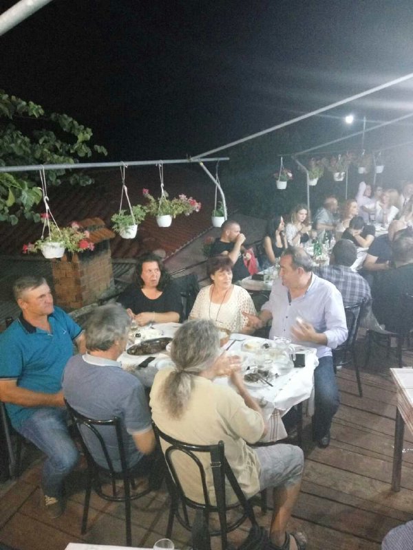 5 f image-0-02-05-e0eb67e37d759d585ff0bfdc4898a7a0a68d942a4ef4f2181074b7b0fc1a8071-V