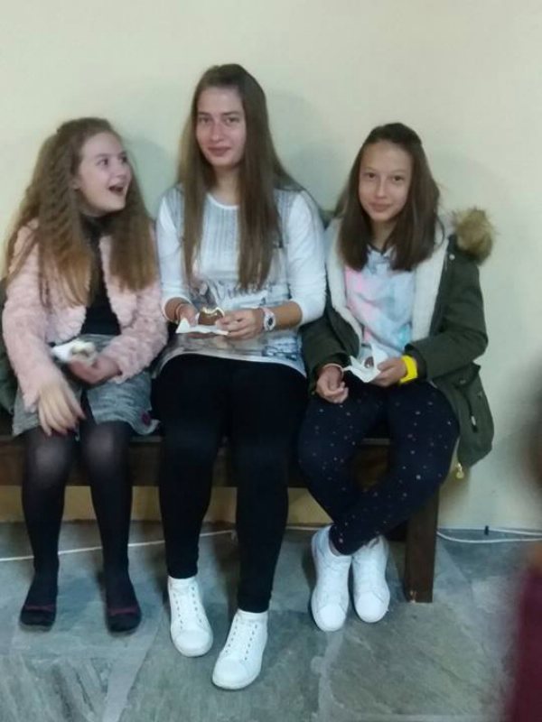 oxyneia 23316157 2053225951577882 6268303 n