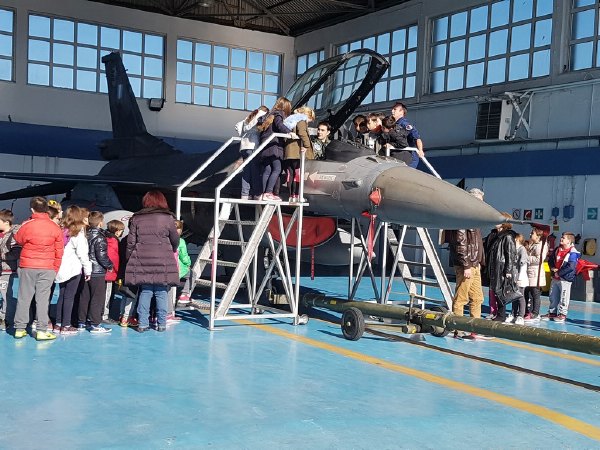 2o dimotiko stratos20171207 124457