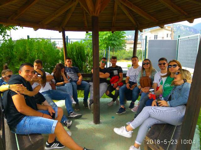 IMG-7e4ec58b589c6a95fb9e845988cee5d3-V-1