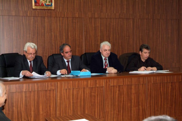 Δημοτικό Συμβούλιο Καλαμπάκας - Συνεδρίαση την Παρασκευή
